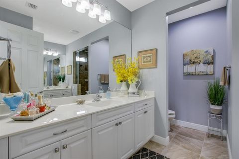 A home in Port Saint Lucie