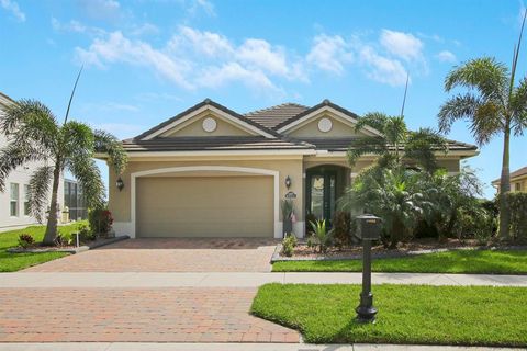A home in Port Saint Lucie