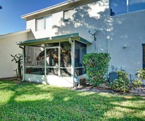 CRYSTAL LAKE VILLAGE - Residential