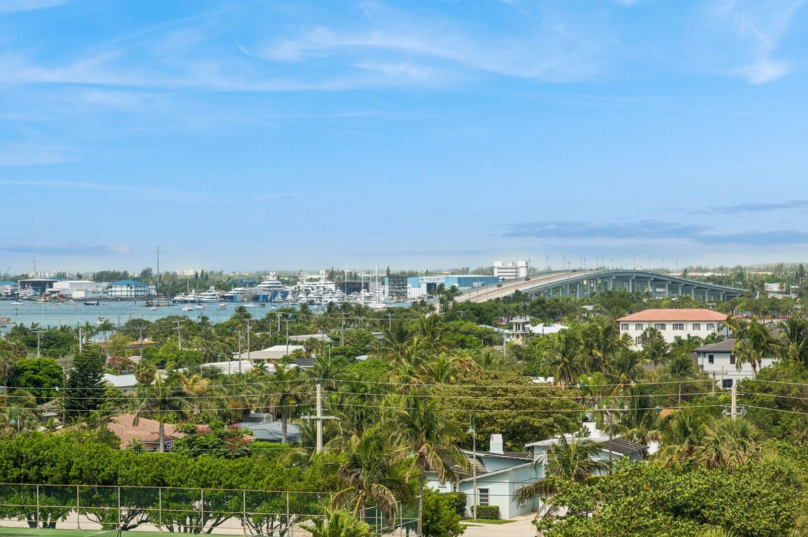 TIARA CONDO - Residential