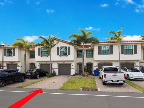 6011 Woods Edge Circle Riviera Beach FL 33410