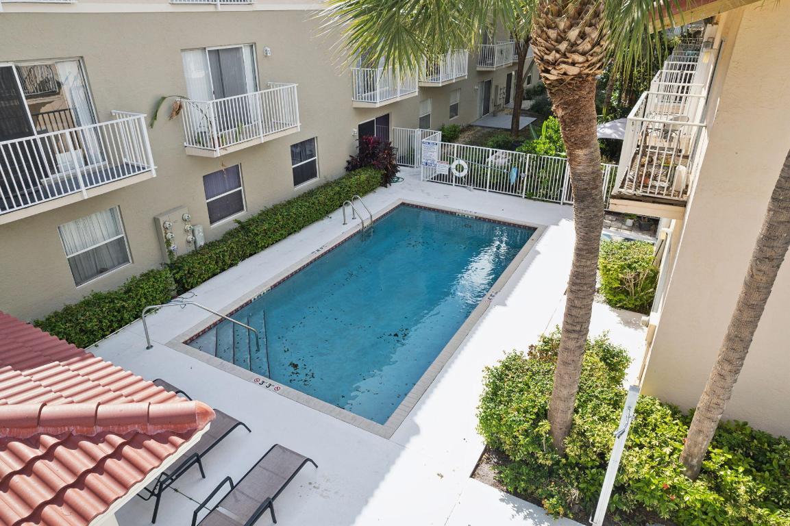 14TH STREET RETIREMENT CLUB - Residential