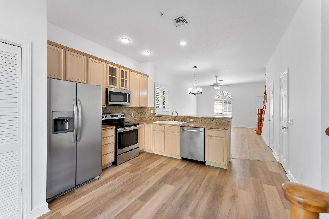 14TH STREET RETIREMENT CLUB - Residential