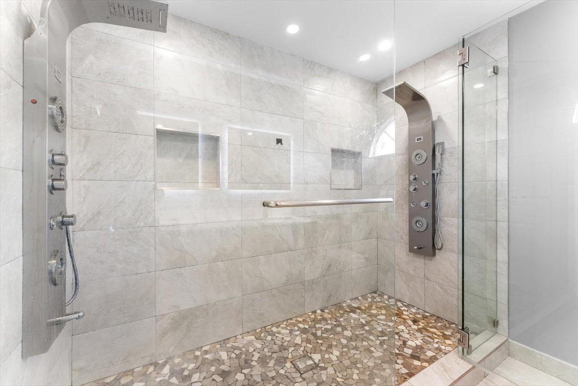 Eagle's Cay - Residential