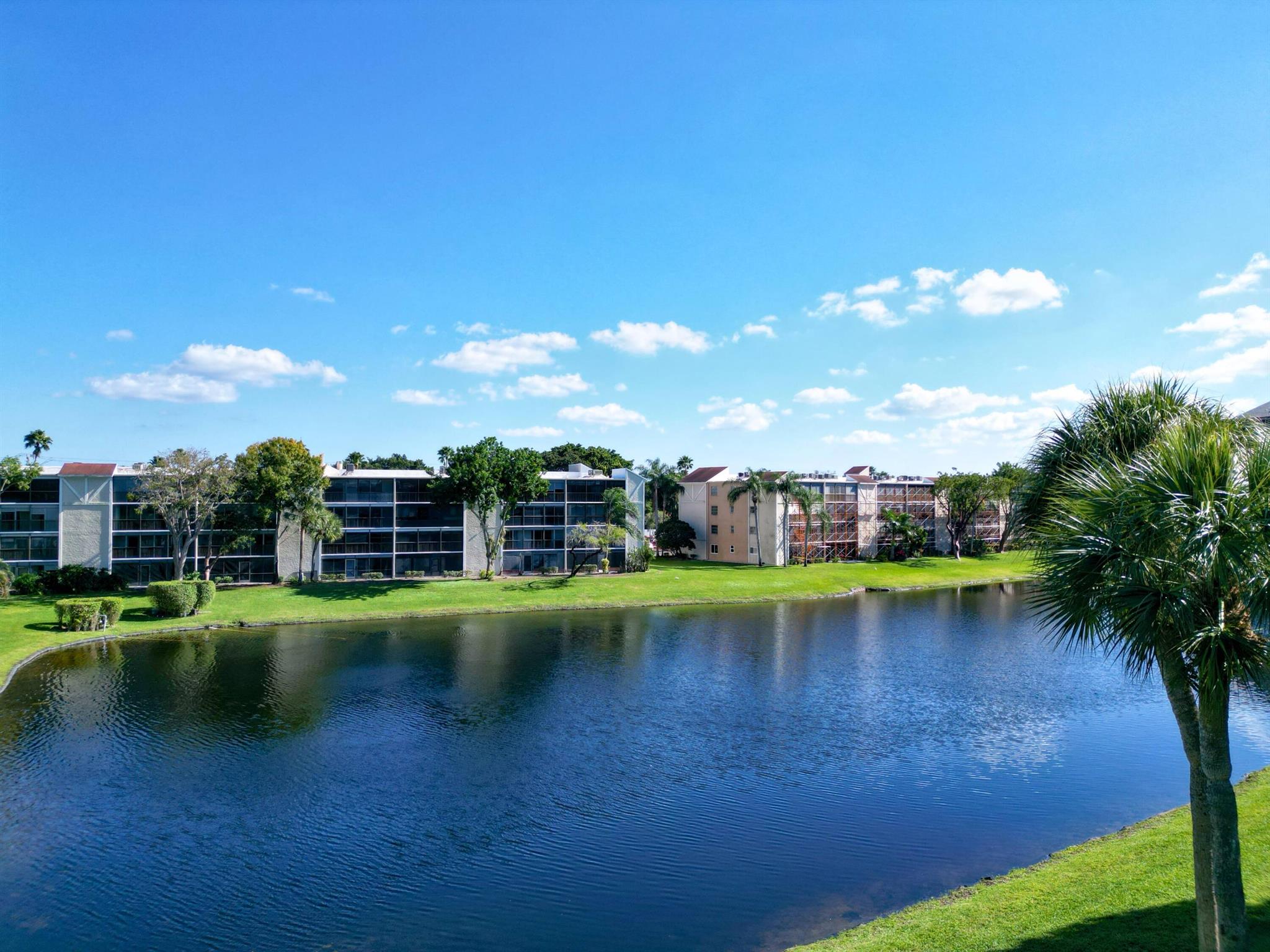 HUNTINGTON LAKES SEC ONE - Residential