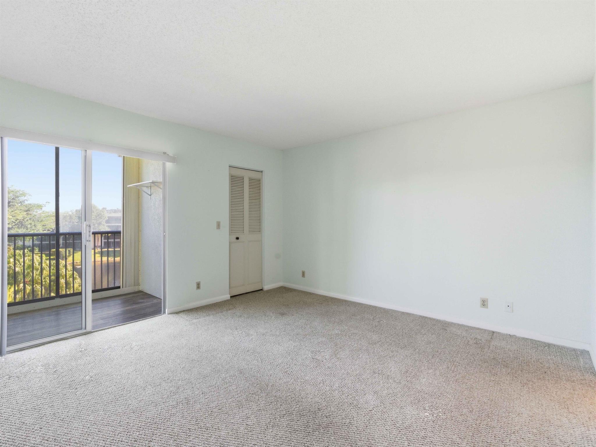 HUNTINGTON LAKES SEC ONE - Residential