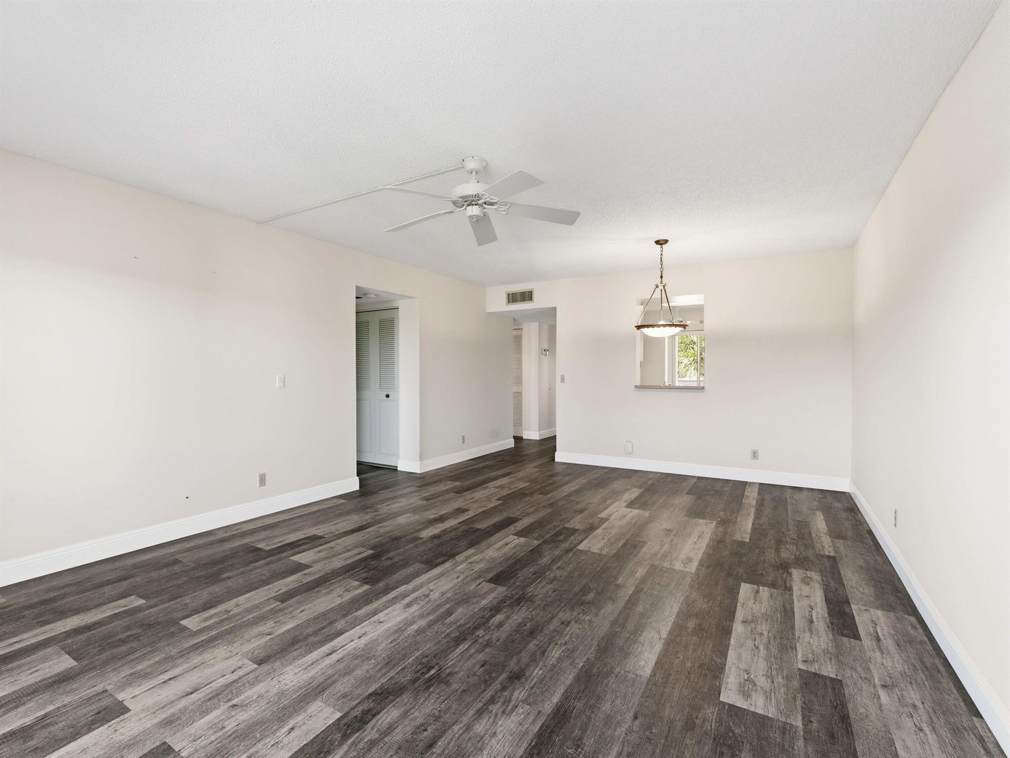 HUNTINGTON LAKES SEC ONE - Residential