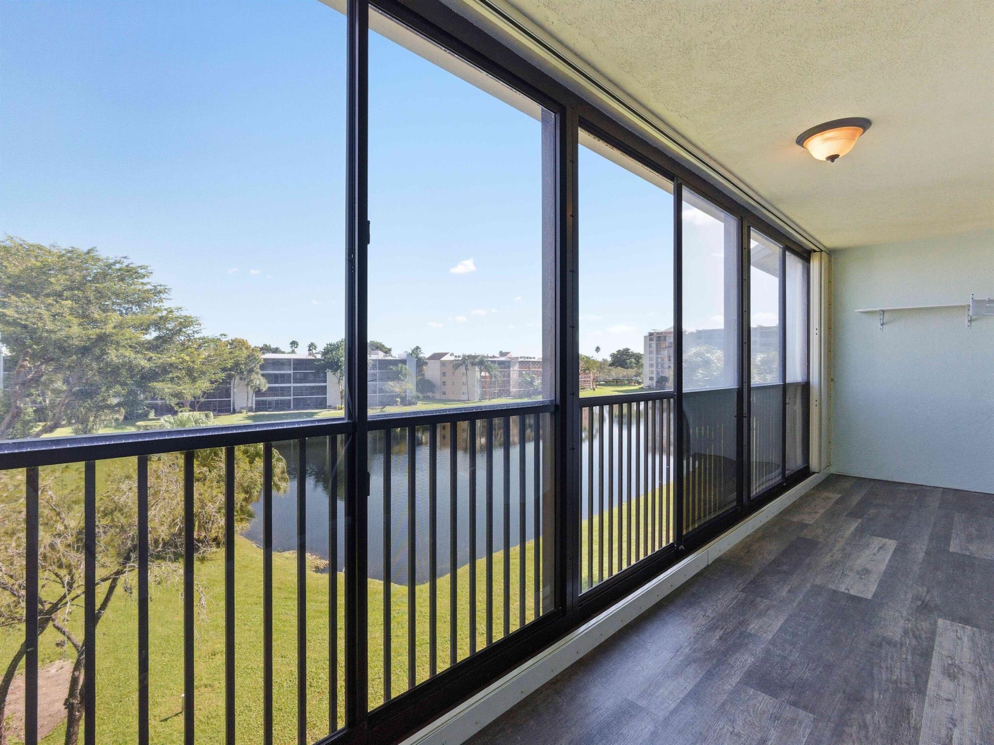 HUNTINGTON LAKES SEC ONE - Residential