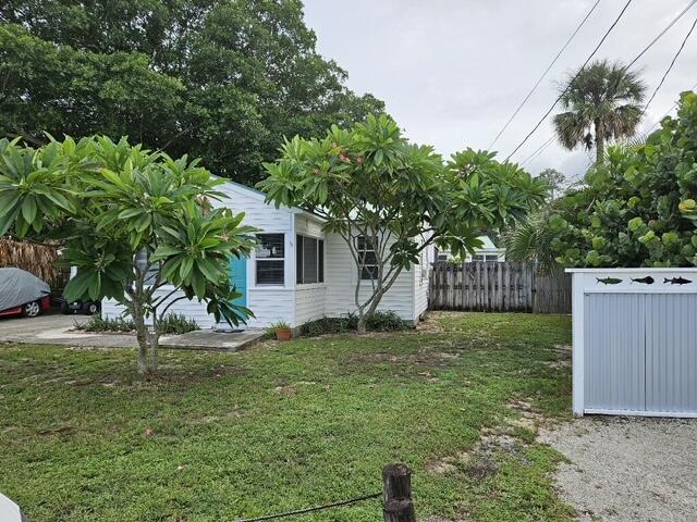 Photo of 2472 NE Pine Avenue, Jensen Beach, FL 34957 (MLS # R11019436)