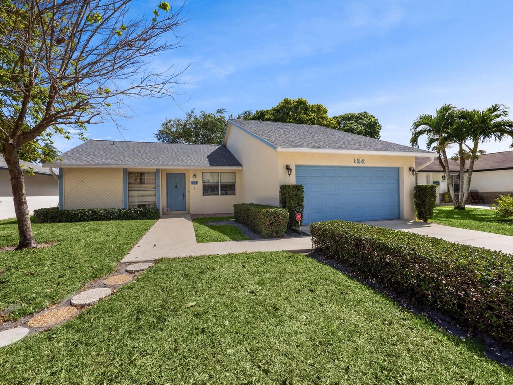 Photo of 124 Stillwater Circle, Jupiter, FL 33458 (MLS # R10979159)