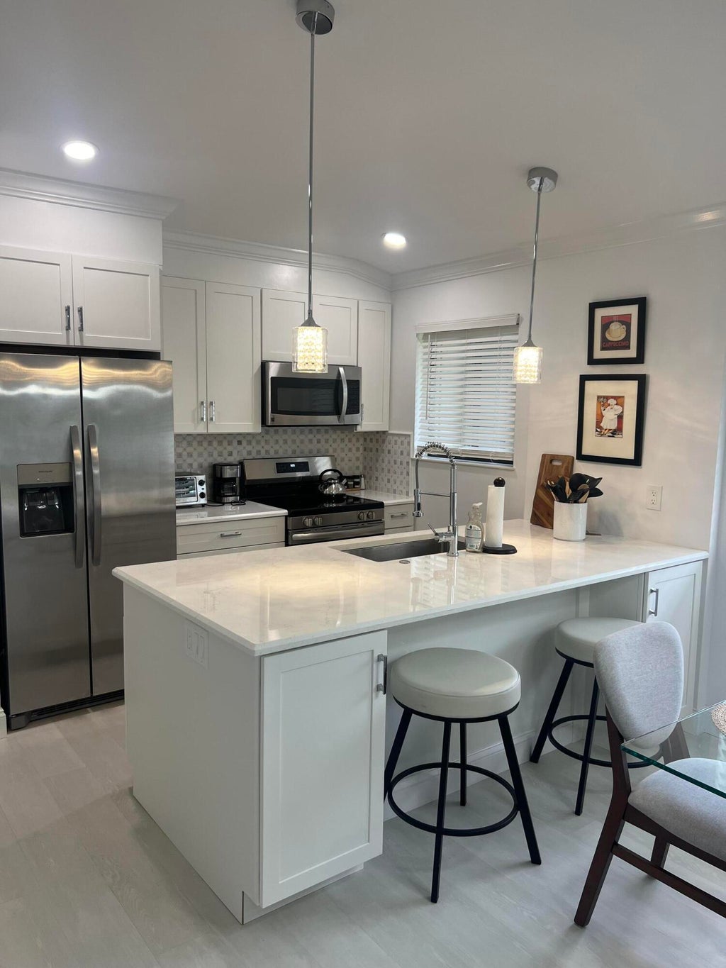 Photo of 106 Club Drive, Palm Beach Gardens, FL 33418 (MLS # R11022608)