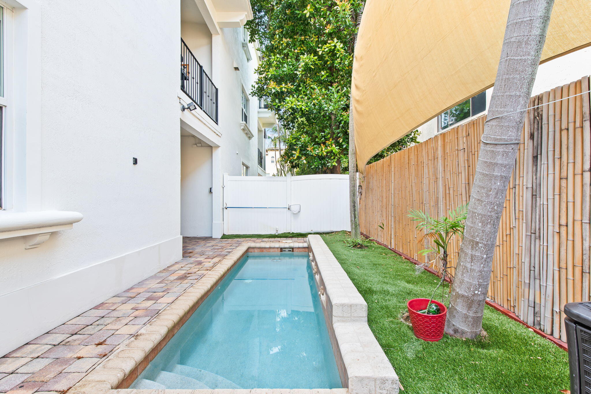 POMPANO BY THE SEA RESUB - Residential