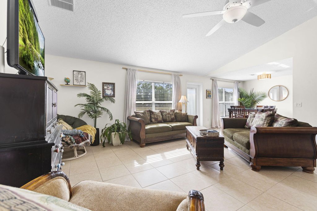 Photo of 6942 NW Hershy Circle, Port Saint Lucie, FL 34983 (MLS # R11159947)