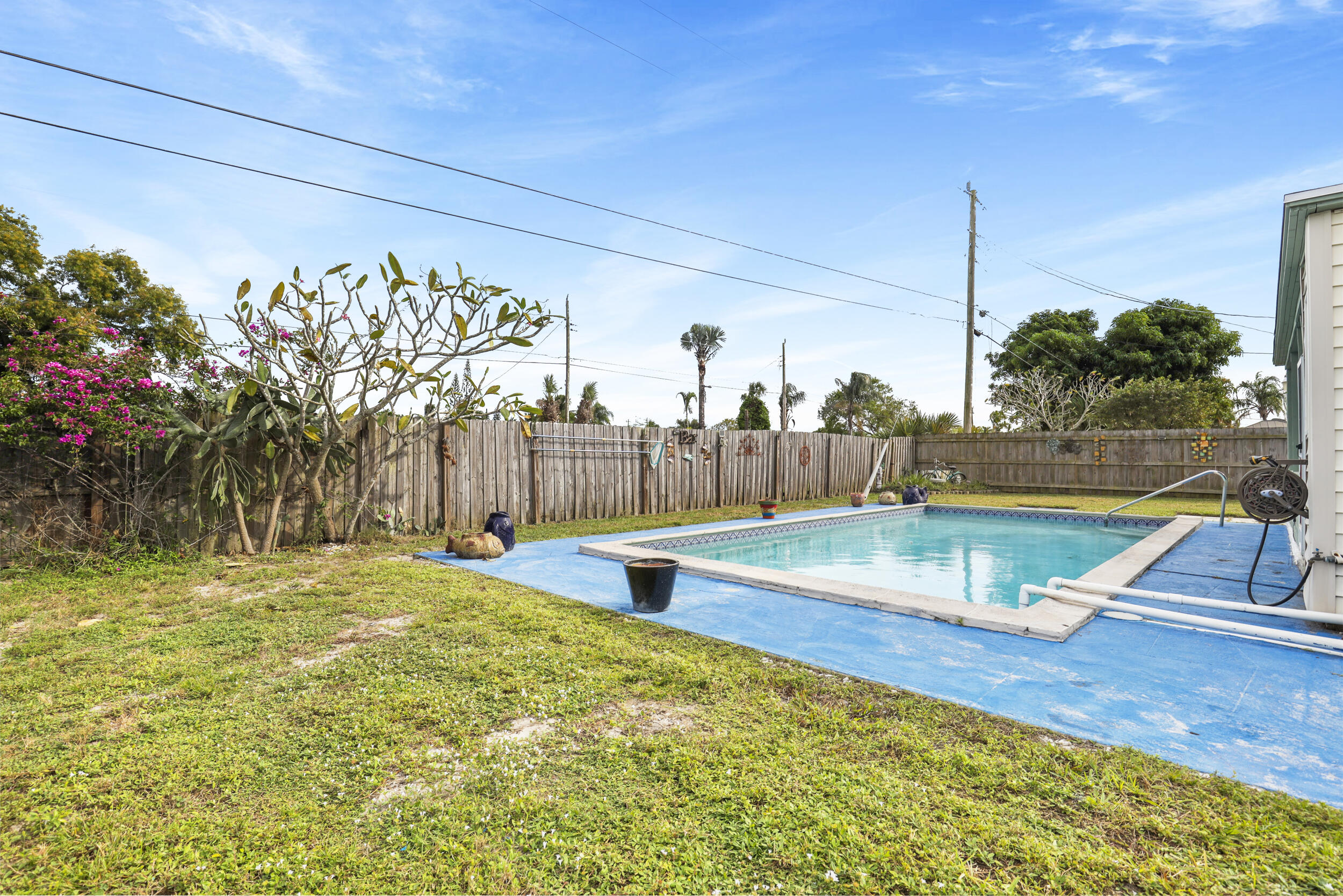 PALM BEACH SQUARE UNIT 5 - Residential Lease