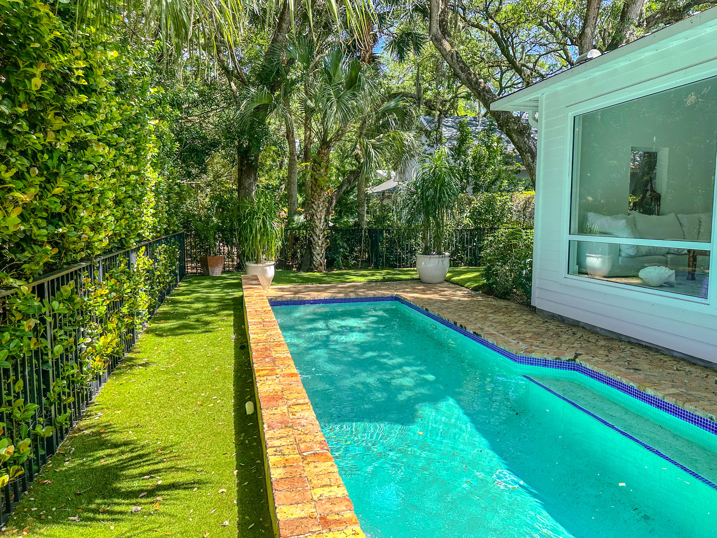 NATURES HIDEAWAY - Residential