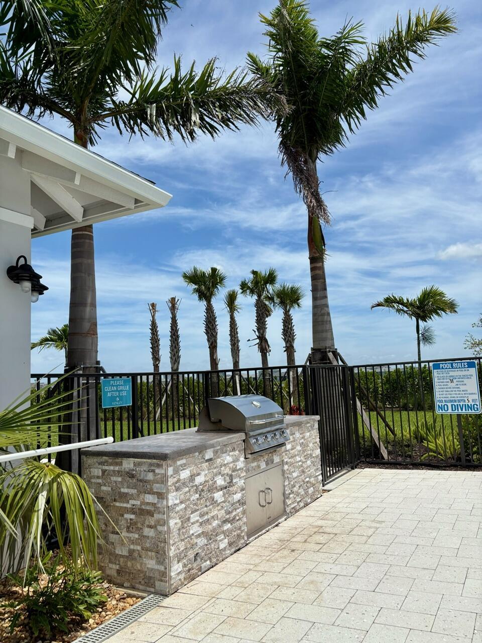 SOUTHERN GROVE PARCEL 28 - Residential