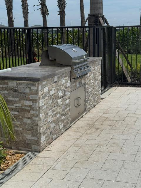 SOUTHERN GROVE PARCEL 28 - Residential