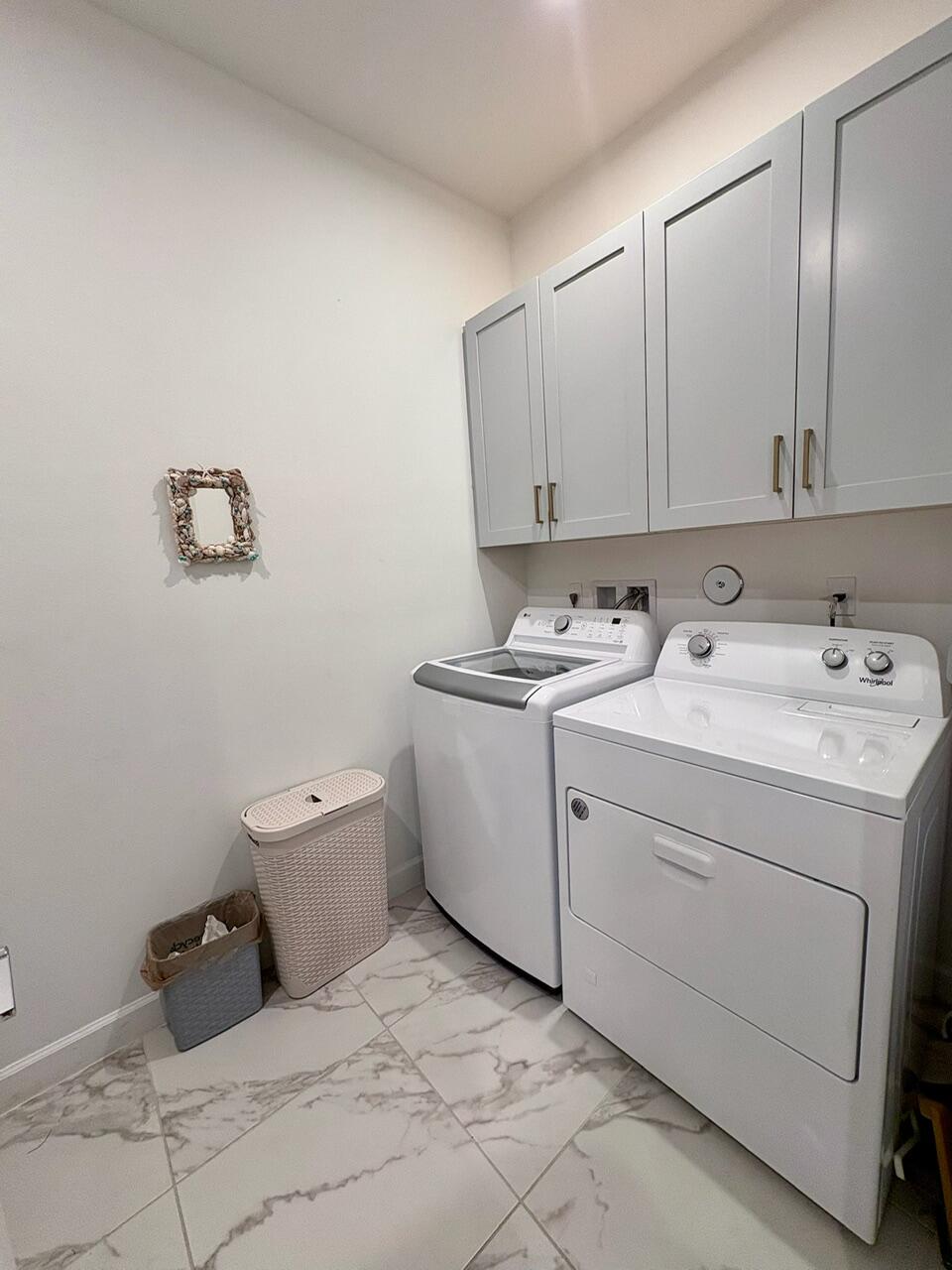 SOUTHERN GROVE PARCEL 28 REPLAT - Residential