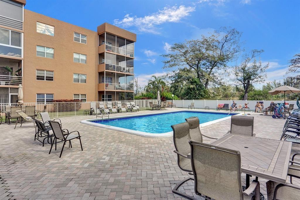 3050 Sunrise Lakes Dr 223