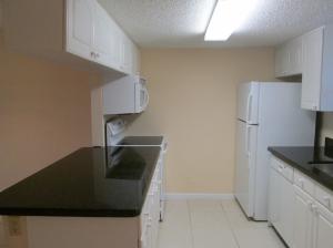 Addison Pointe At Boca Ra - Residential Lease