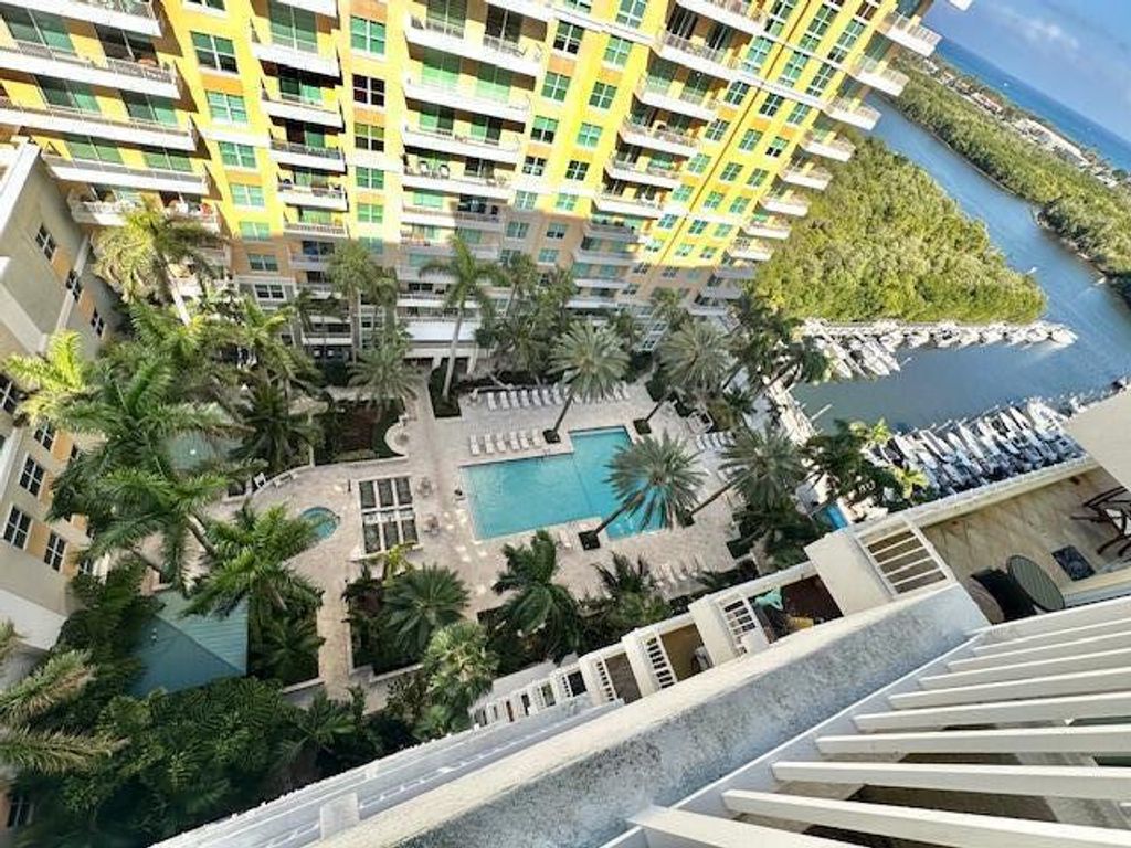 Photo of 625 Casa Loma 1507 Boulevard #1507, Boynton Beach, FL 33435 (MLS # R11048191)