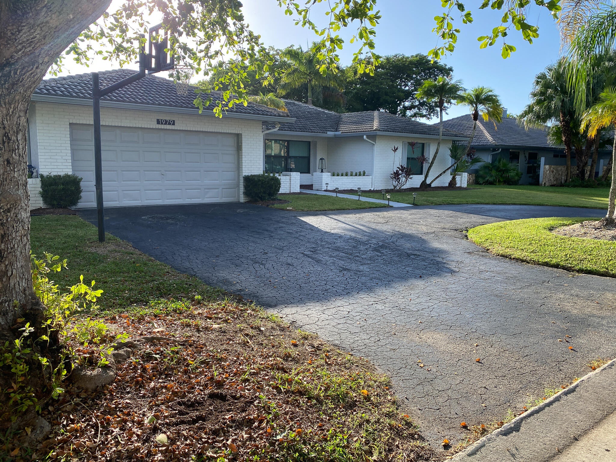 1979 NW 112TH Avenue