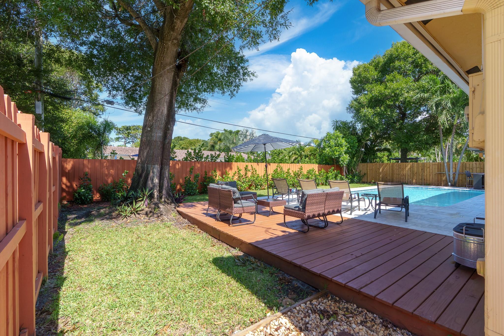 MIDDLE RIVER ESTATES - Residential