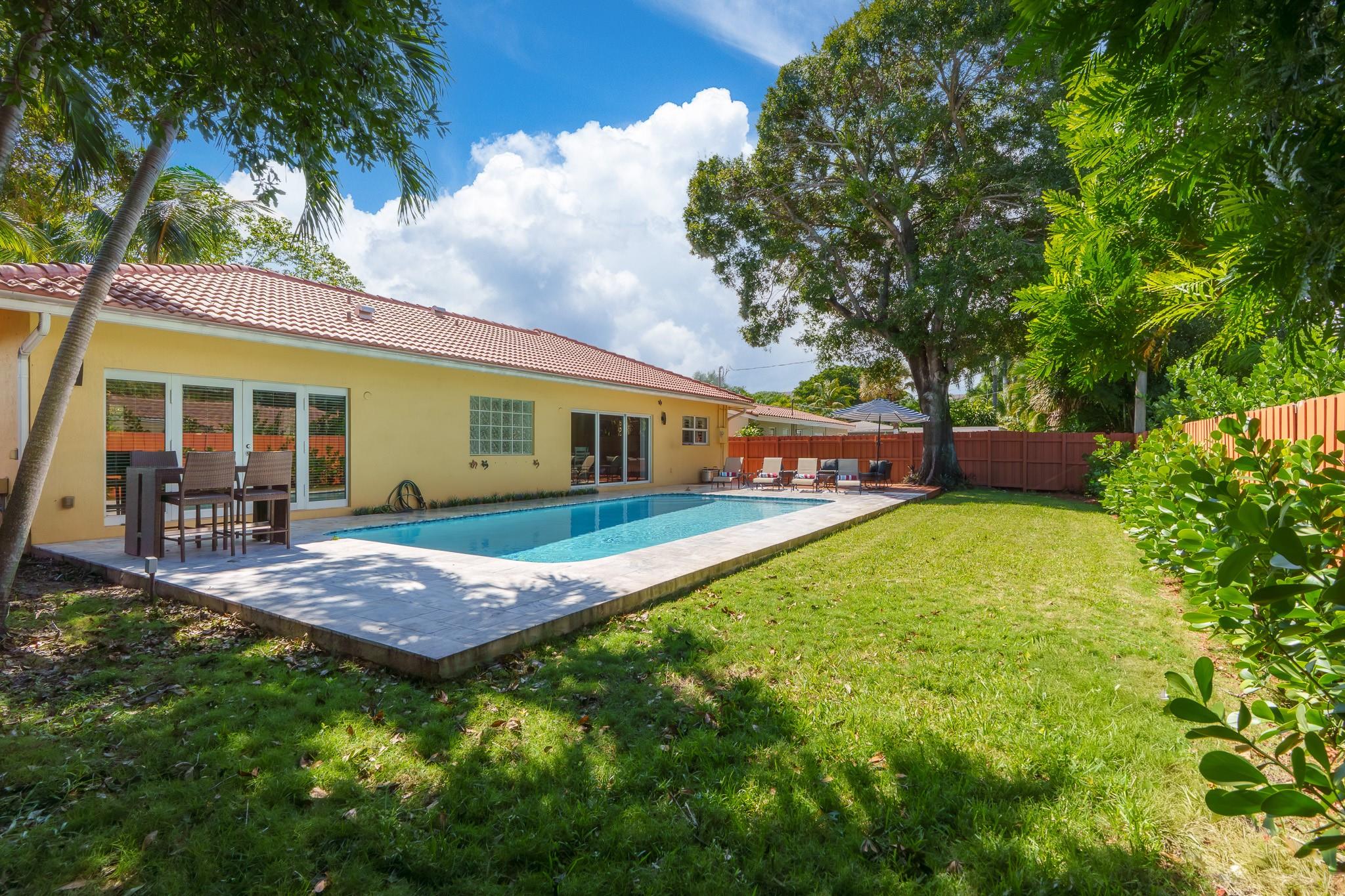 MIDDLE RIVER ESTATES - Residential