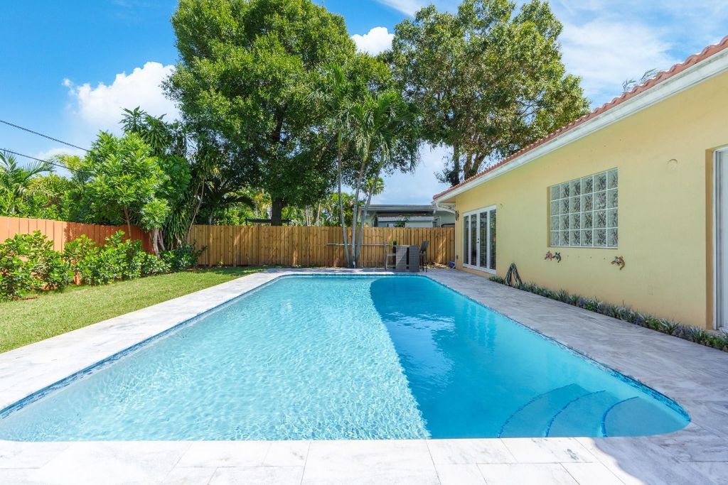 Photo of 1441 NE 27th Street, Wilton Manors, FL 33334 (MLS # F10530907)