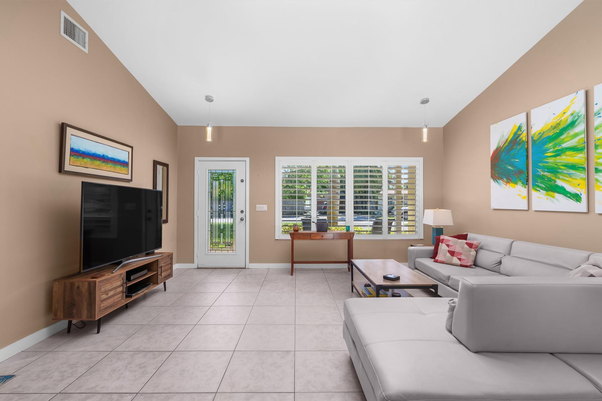 MIDDLE RIVER ESTATES - Residential