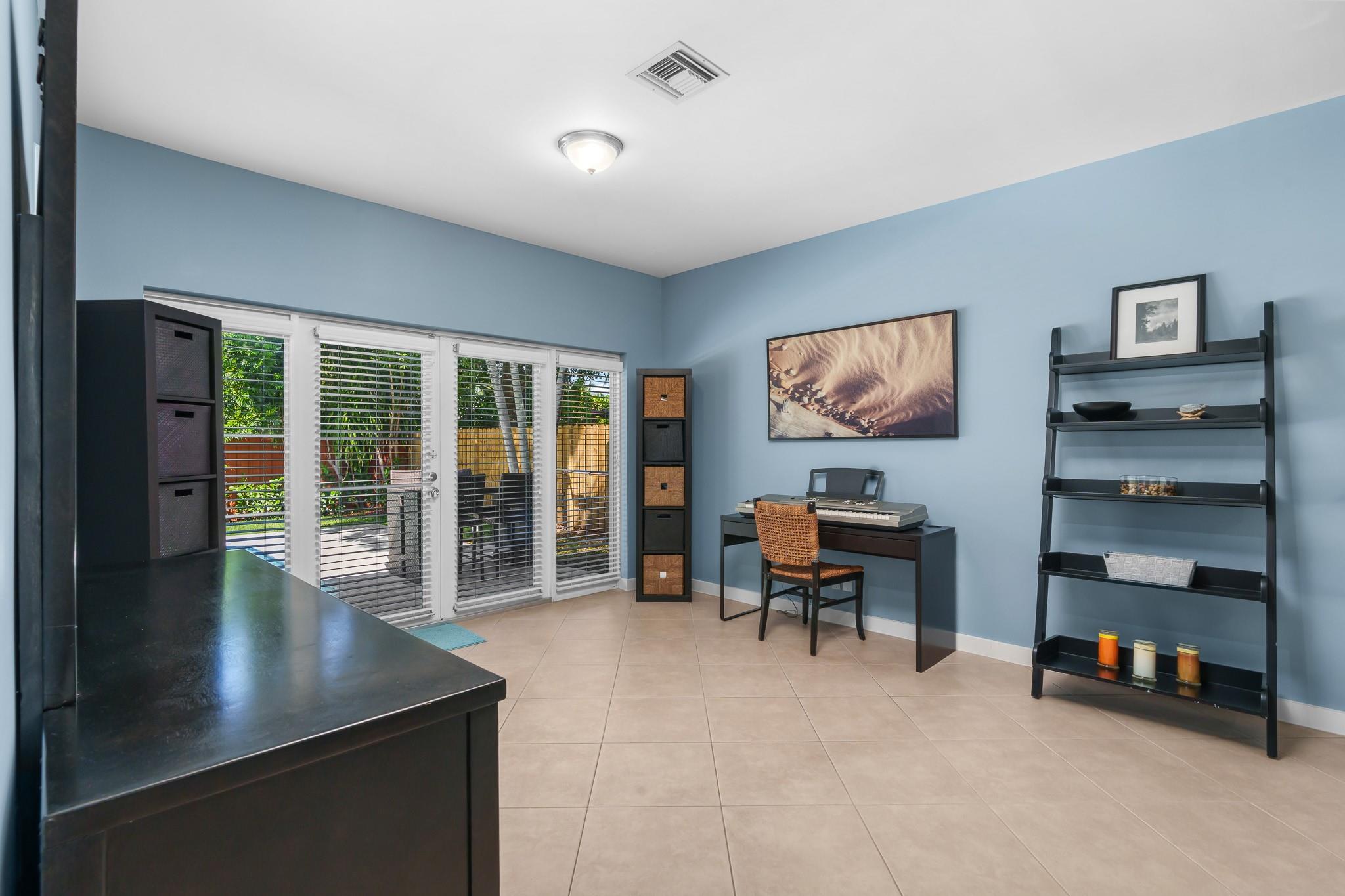 MIDDLE RIVER ESTATES - Residential