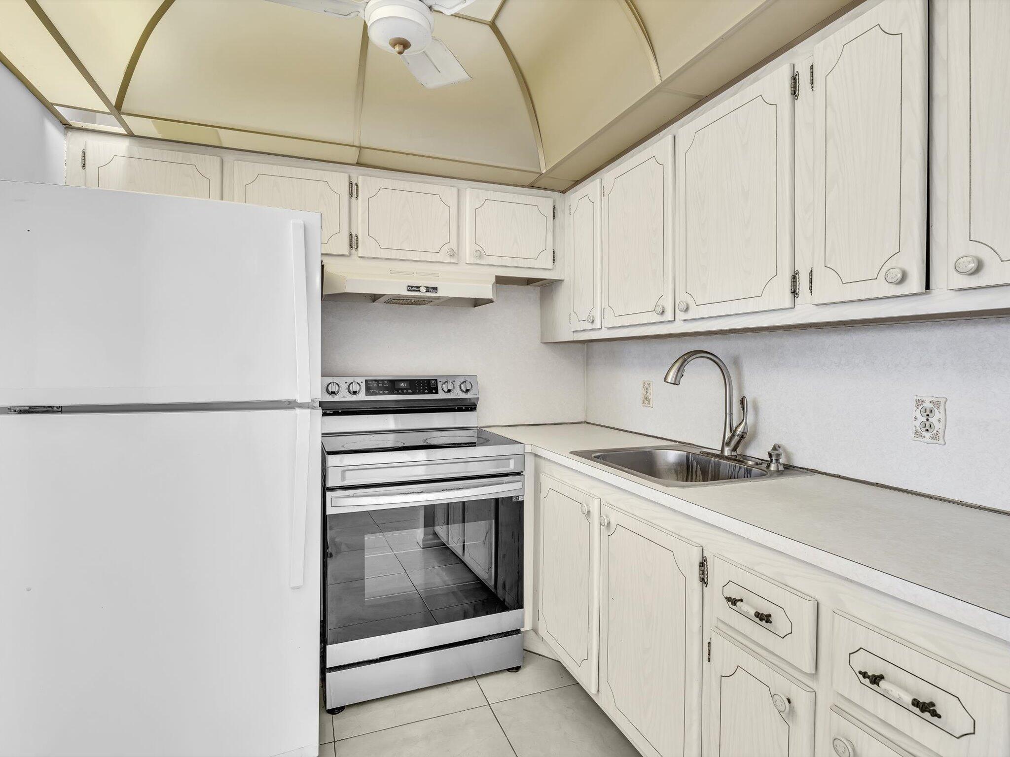 Century Village East - Residential