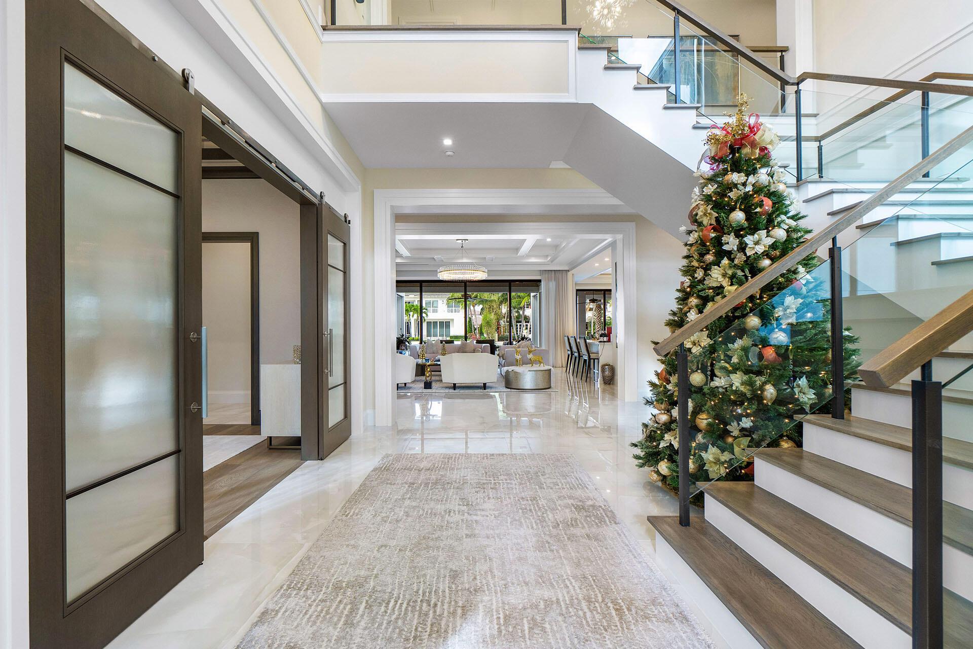 ROYAL PALM YACHT & COUNTR - Residential