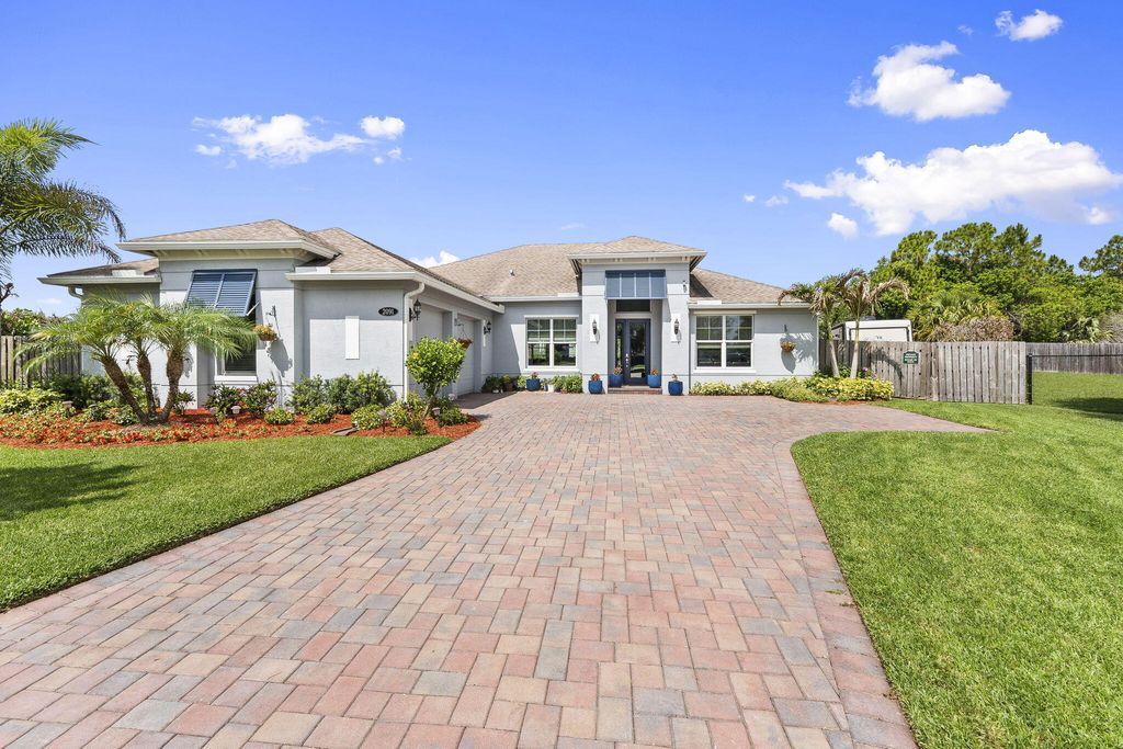 Photo of 2091 SW Hobby Court, Port Saint Lucie, FL 34953 (MLS # B26042299)