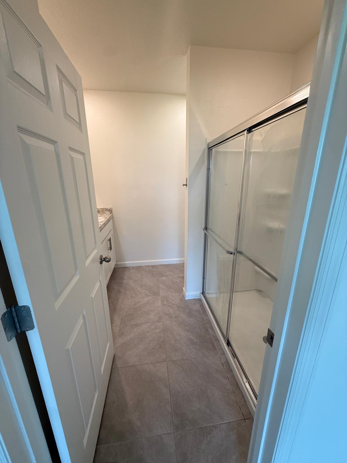 VERANO SOUTH PUD 1 - POD G - PLAT NO. 1 - Residential Lease