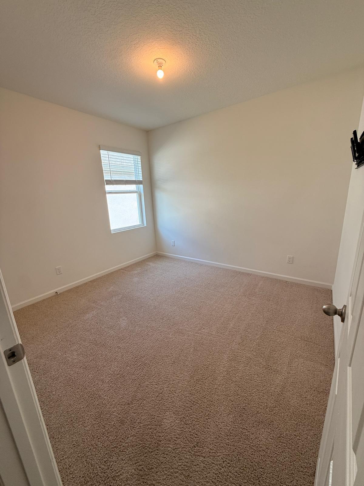 VERANO SOUTH PUD 1 - POD G - PLAT NO. 1 - Residential Lease