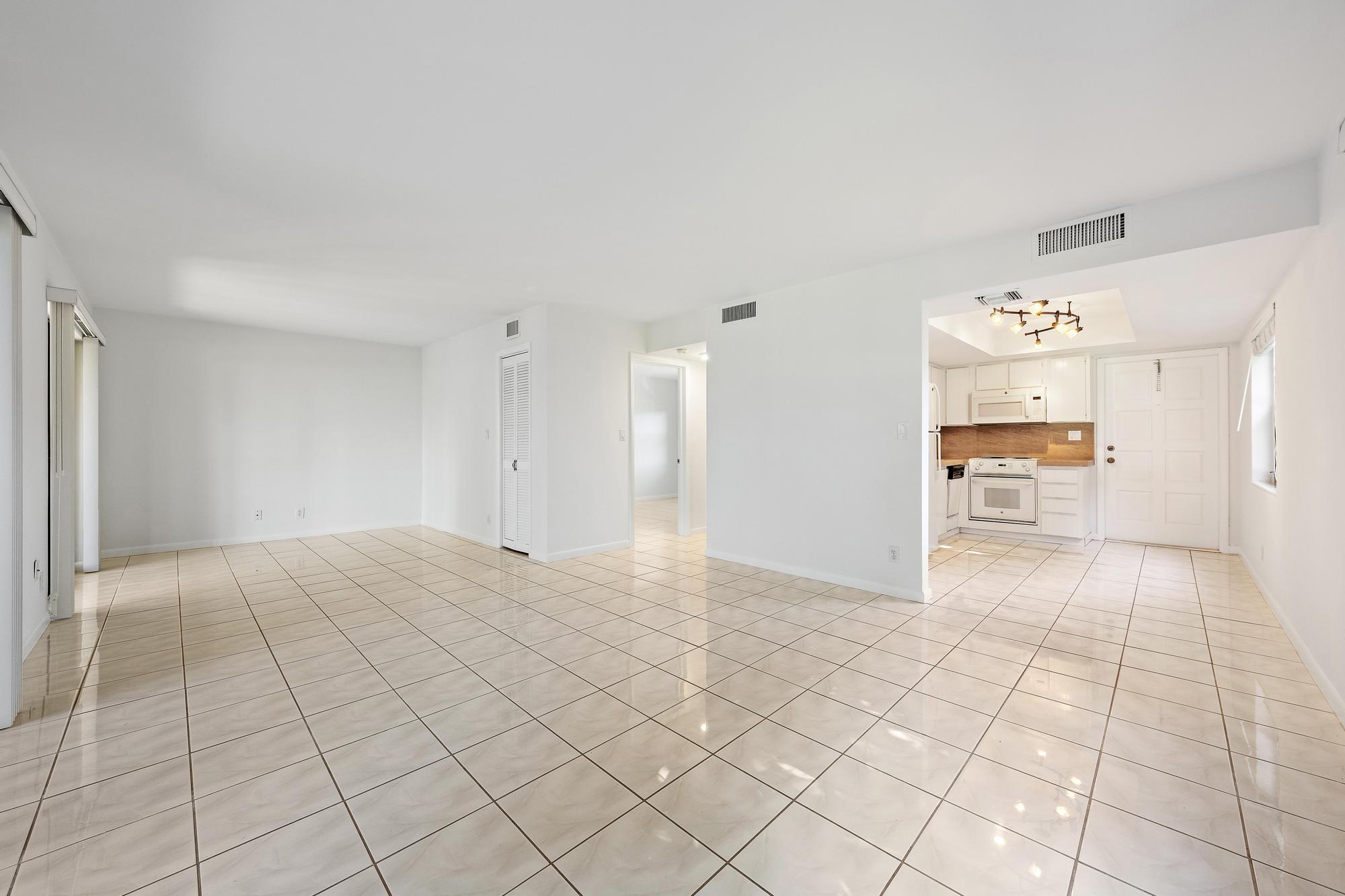 300 Inlet Way 3