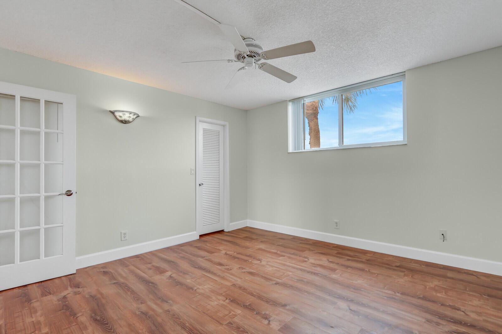 PARADISE VILLAS CONDO - Residential Lease