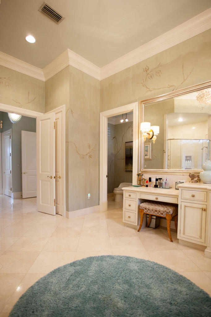 Trump National Golf Club, - Residential