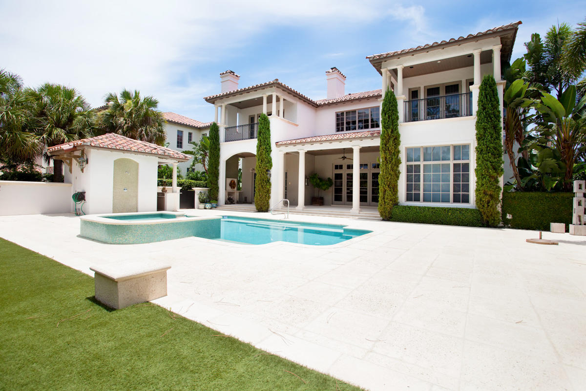 Trump National Golf Club, - Residential