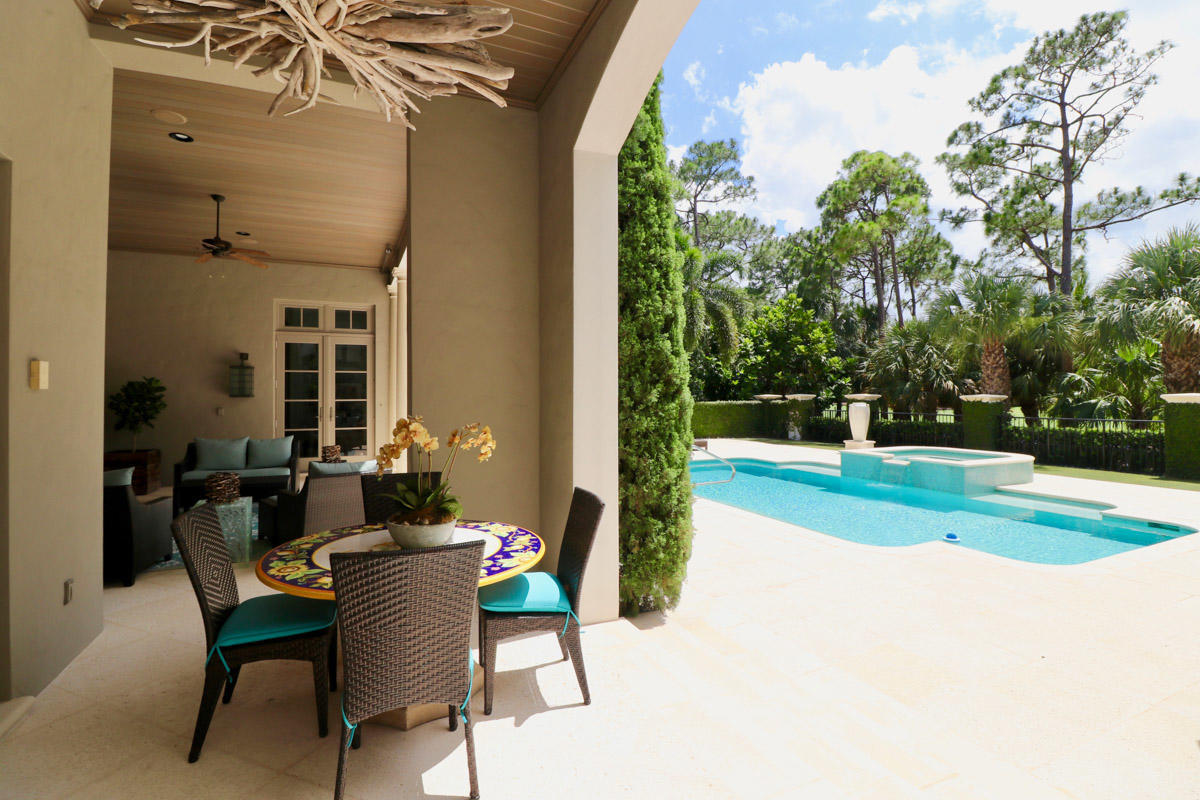 Trump National Golf Club, - Residential