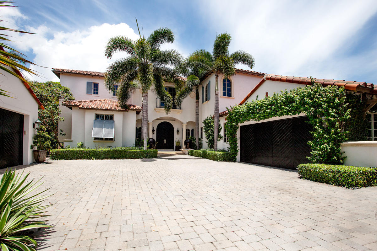 Trump National Golf Club, - Residential