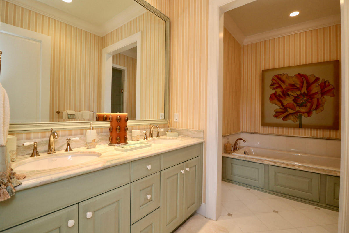 Trump National Golf Club, - Residential