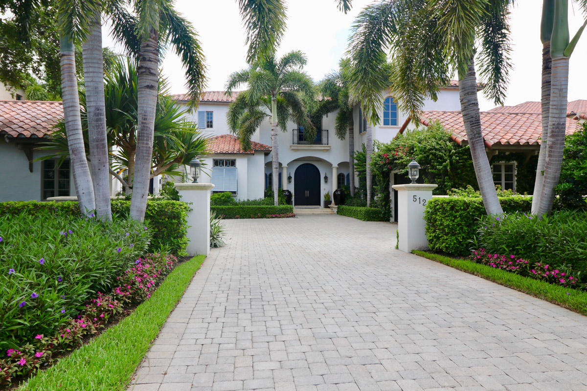 Trump National Golf Club, - Residential