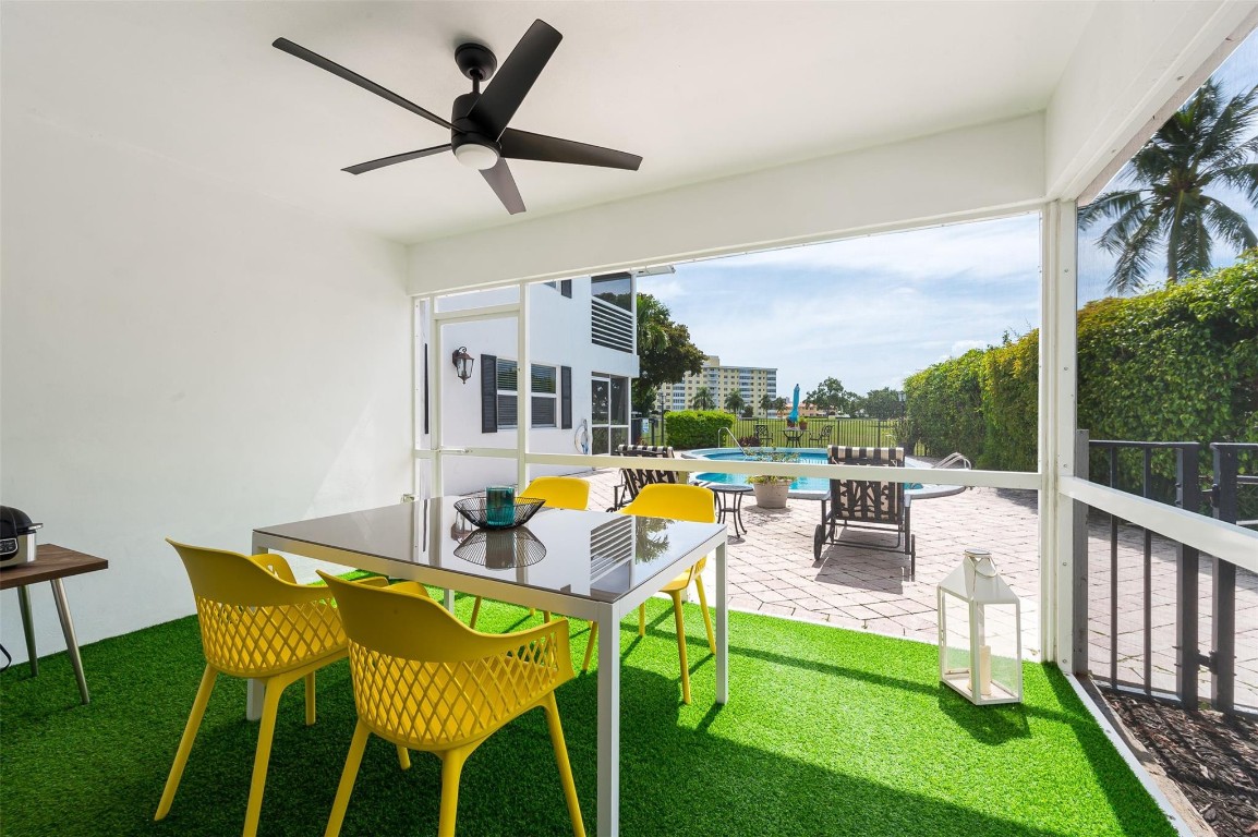 The Colonial Condo - Residential