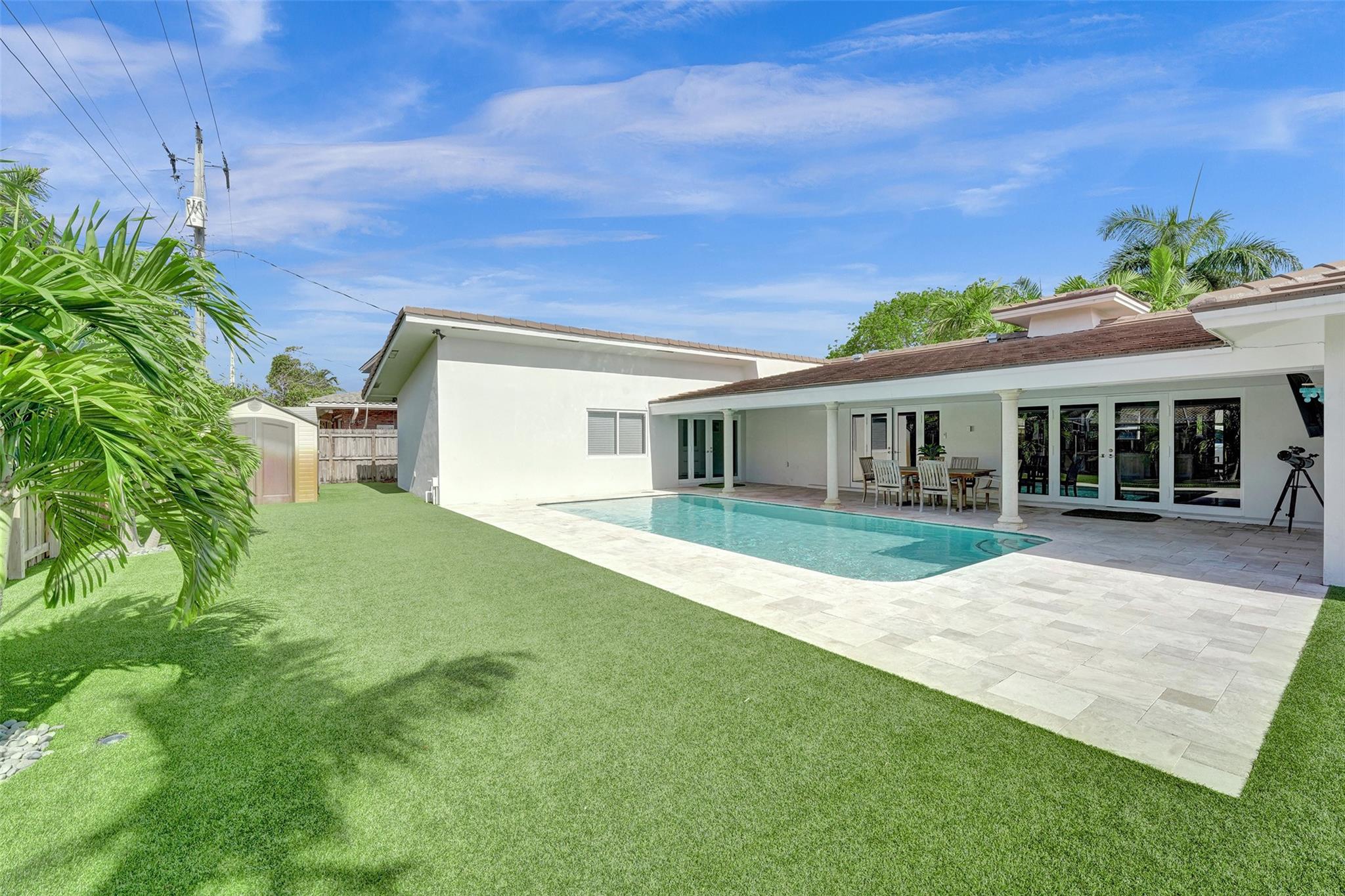 CORAL RIDGE COUNTRY CLUB - Residential