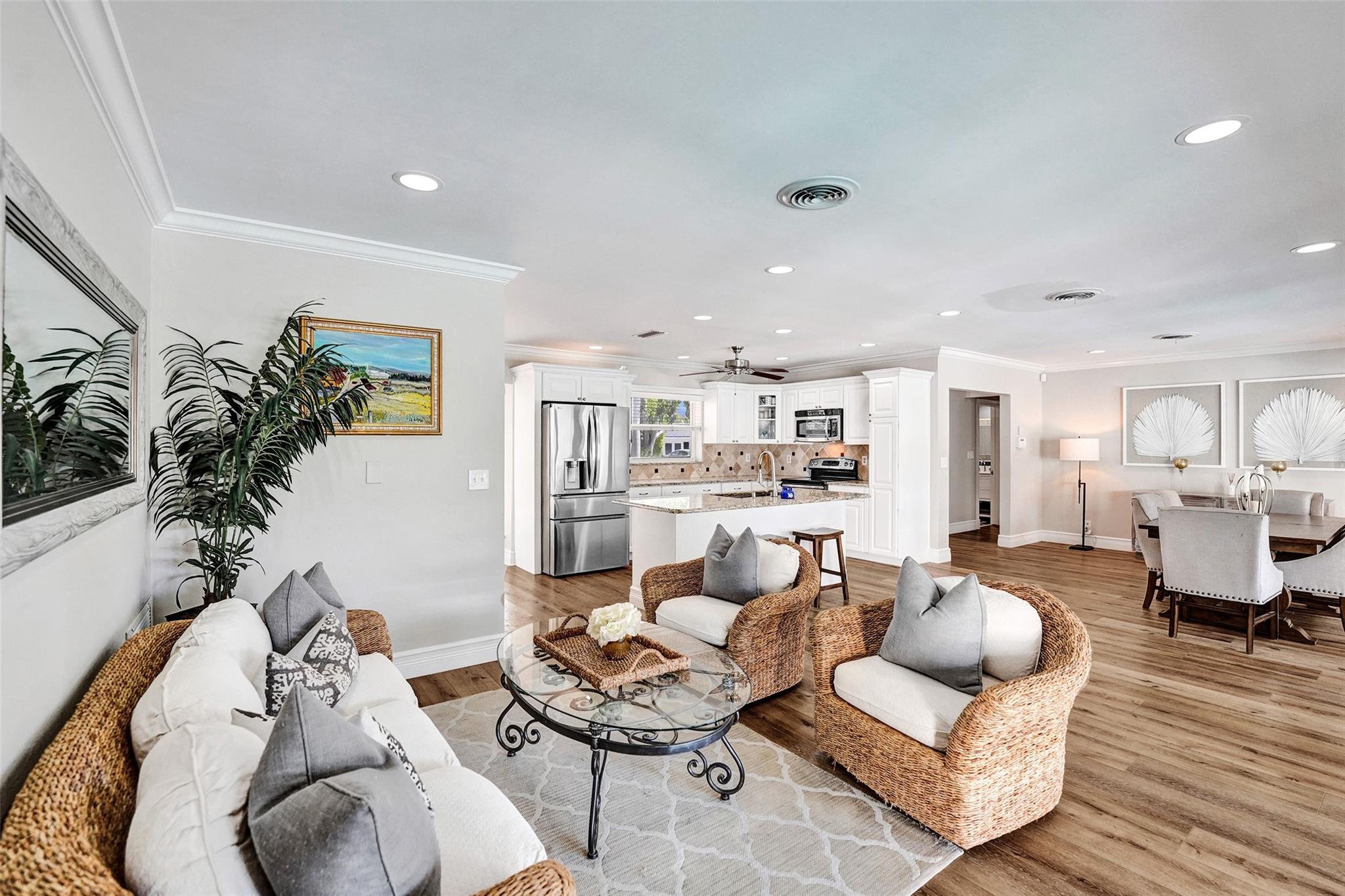 CORAL RIDGE COUNTRY CLUB - Residential