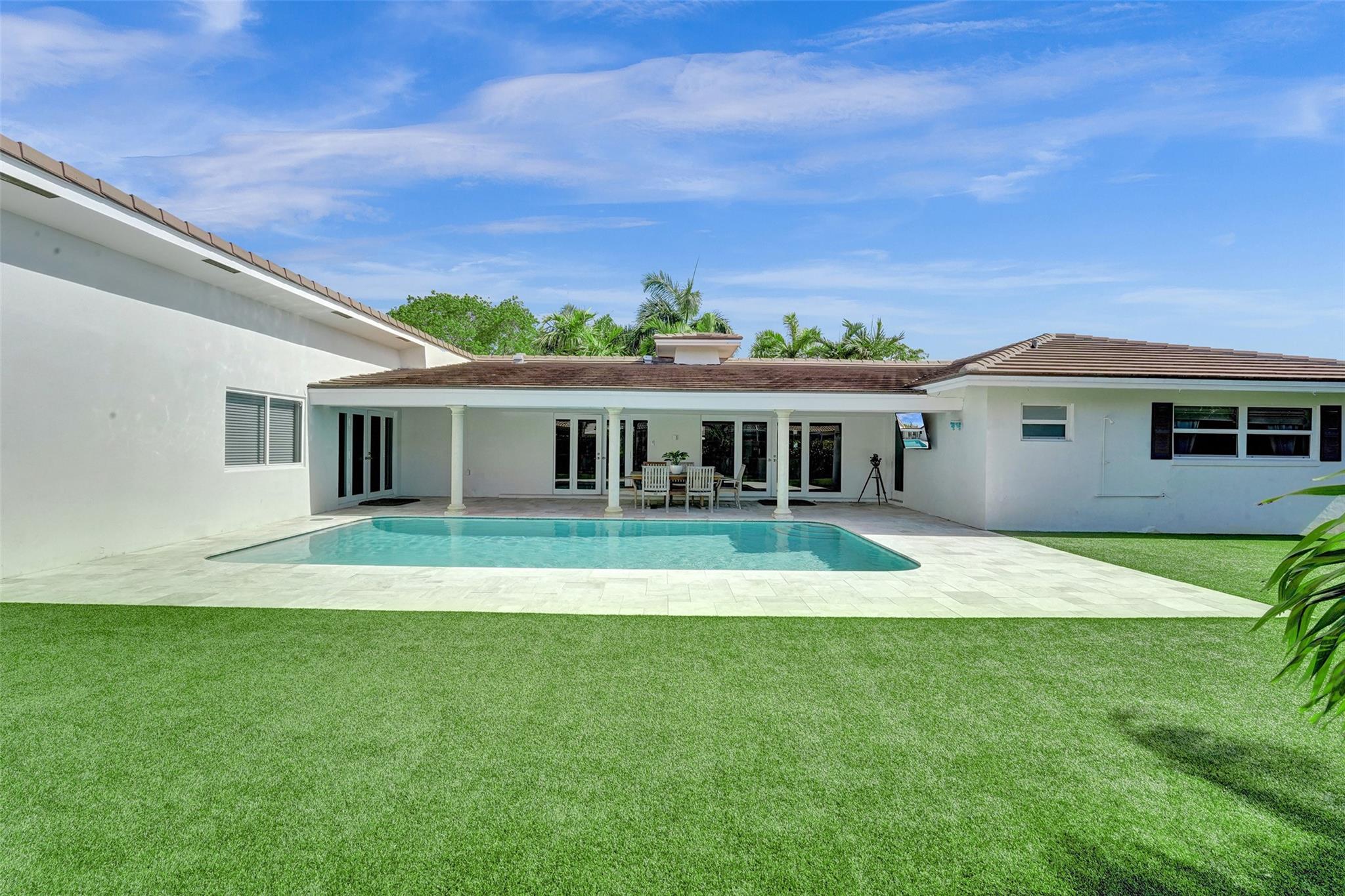 CORAL RIDGE COUNTRY CLUB - Residential