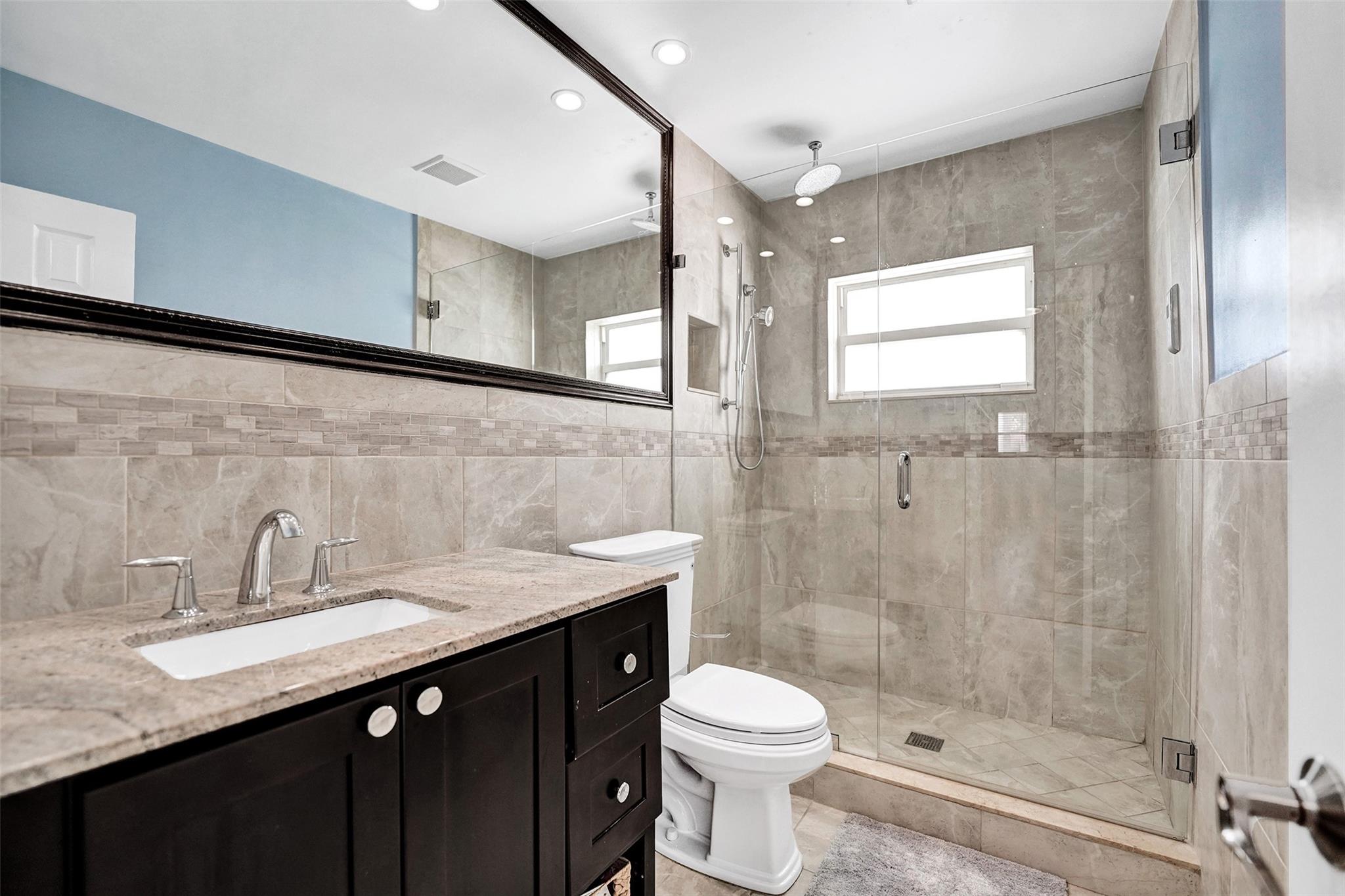 CORAL RIDGE COUNTRY CLUB - Residential