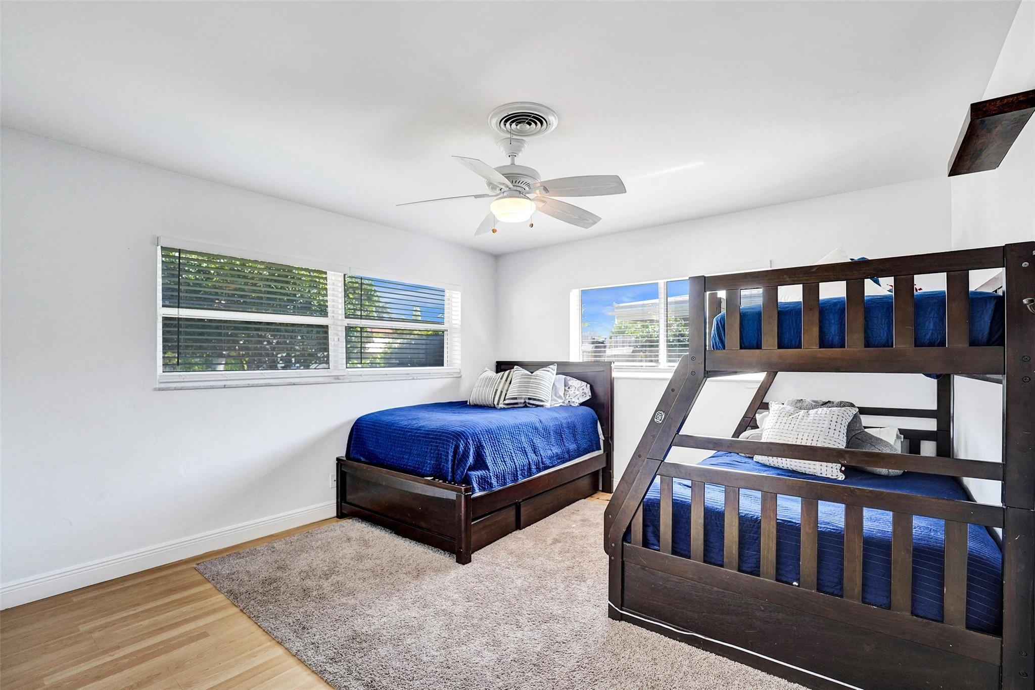 CORAL RIDGE COUNTRY CLUB - Residential
